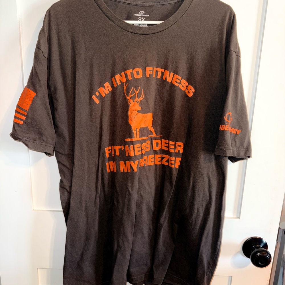 Legendary Whitetails Men's Brown and Orange Deer Tee